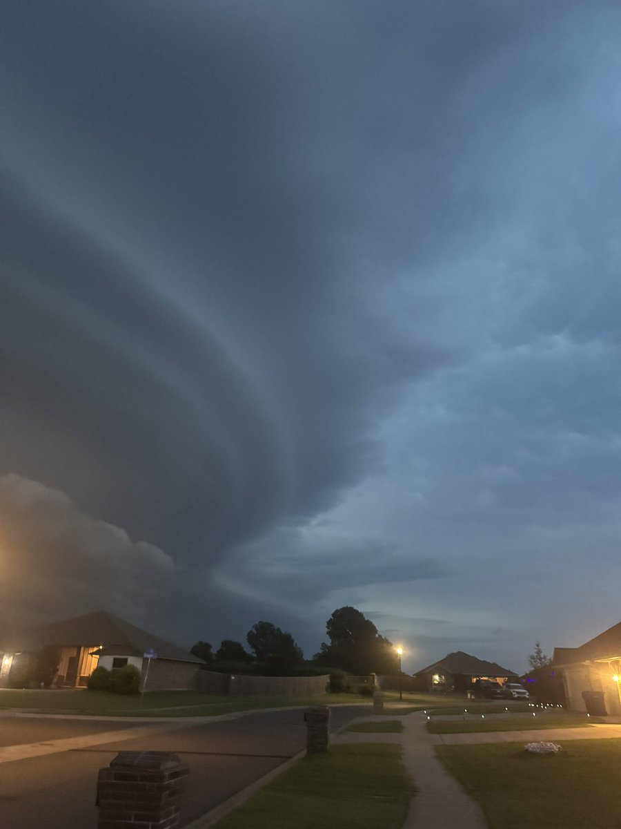 CraigTX88's tweet photo. @LaceySwope @tornadopayne 
Midwest City https://t.co/8yTWPvI6PY