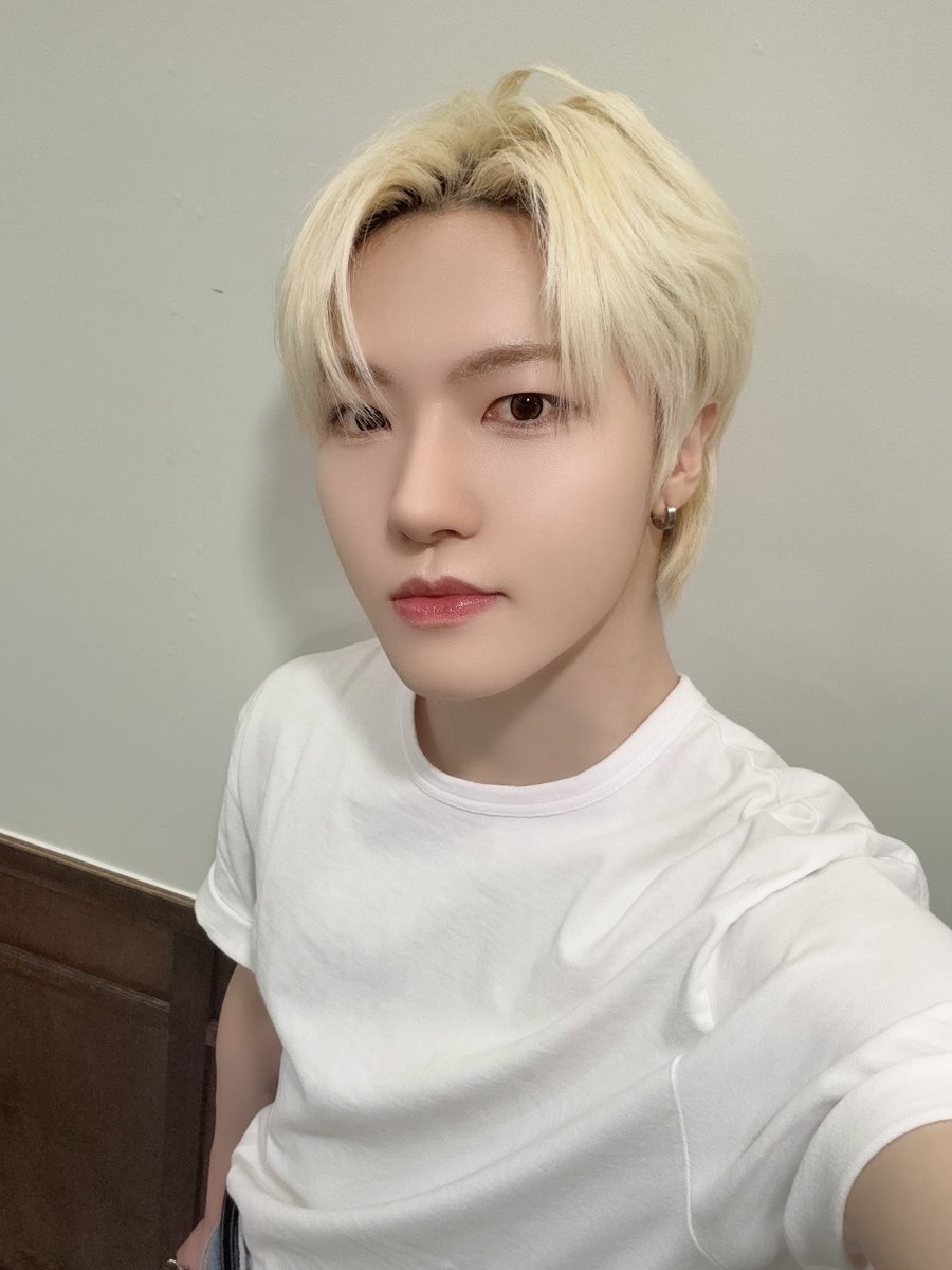 xikers_official's tweet photo. [🎂] HAPPY JUNGHOON DAY

Behind 🍵🍀🌱🍏 Photo

#xikers #싸이커스 #정훈 #JUNGHOON https://t.co/edV5qEZOuk