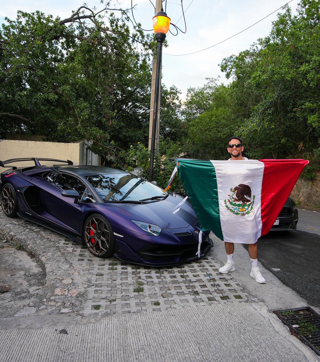 alfredovlza's tweet photo. Si México gana el mundial voy a regalar un LAMBORGHINI entre los que den RT y comenten este tweet https://t.co/zErpViT2hd