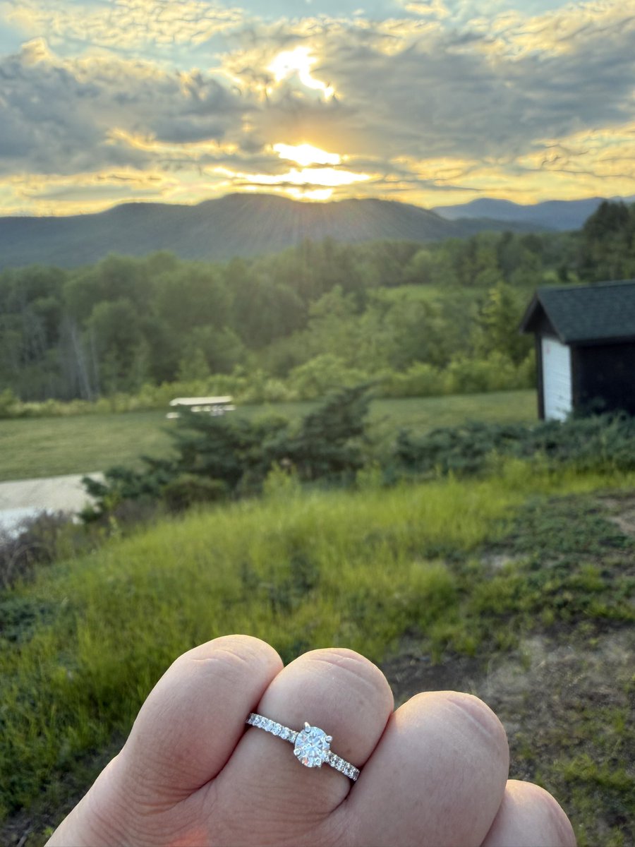 buzz_156's tweet photo. I still can't believe that I get to marry my best friend. Every day I am just so grateful for you and the memories that we have made can't wait to make a lifetime more with you @colinjames4707 ❤️ #engaged #engagement #futurewife https://t.co/15ZZBFZSBr
