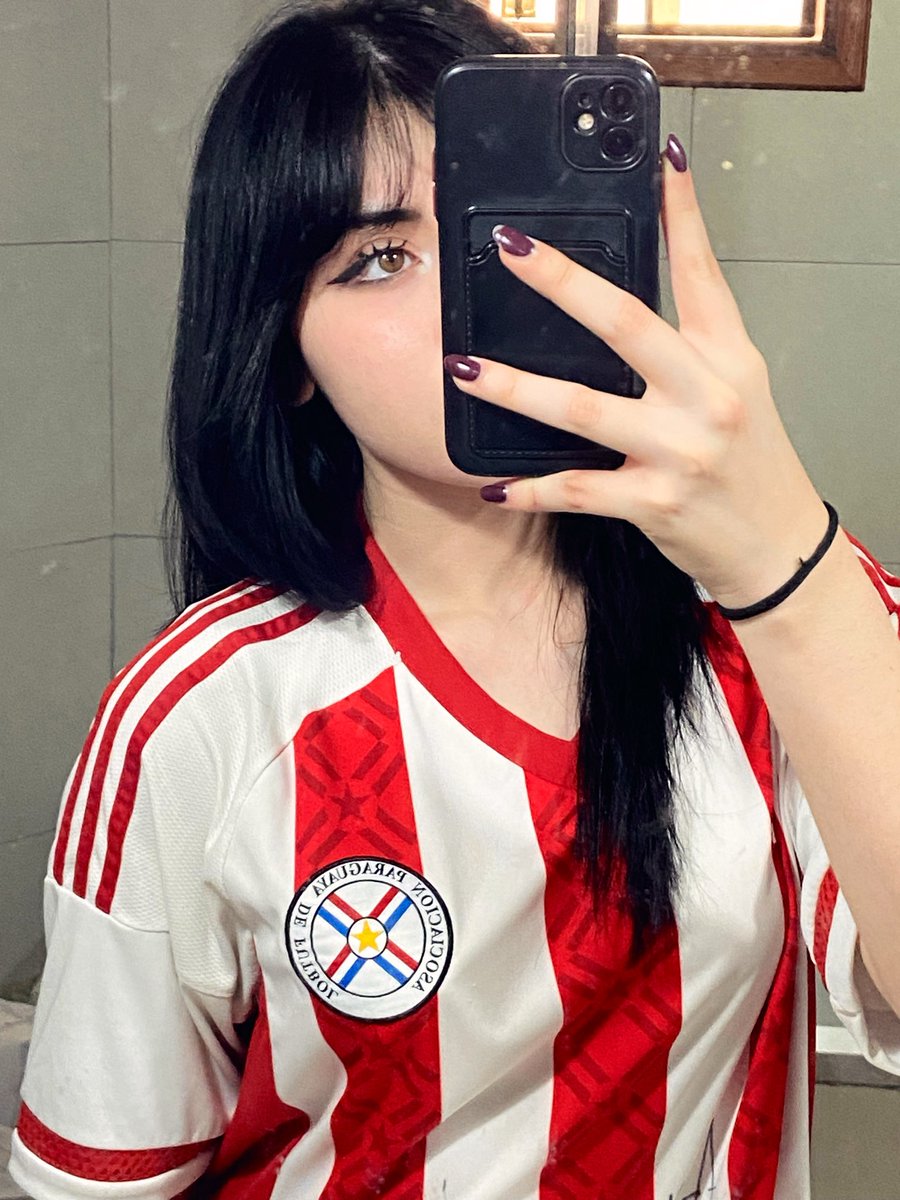 eles 🩷 tweet media