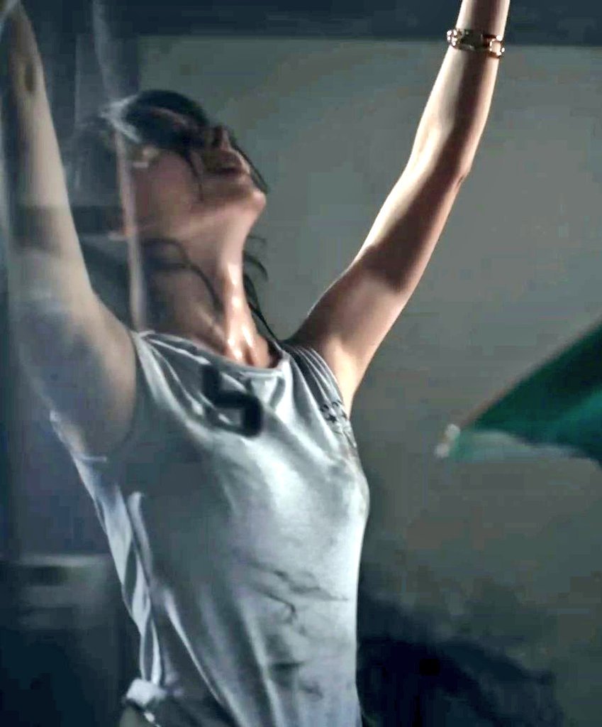 lisamjeong's tweet photo. i've no positive thoughts on this winter's sweating picture 👅 https://t.co/gZKXzJ26jj