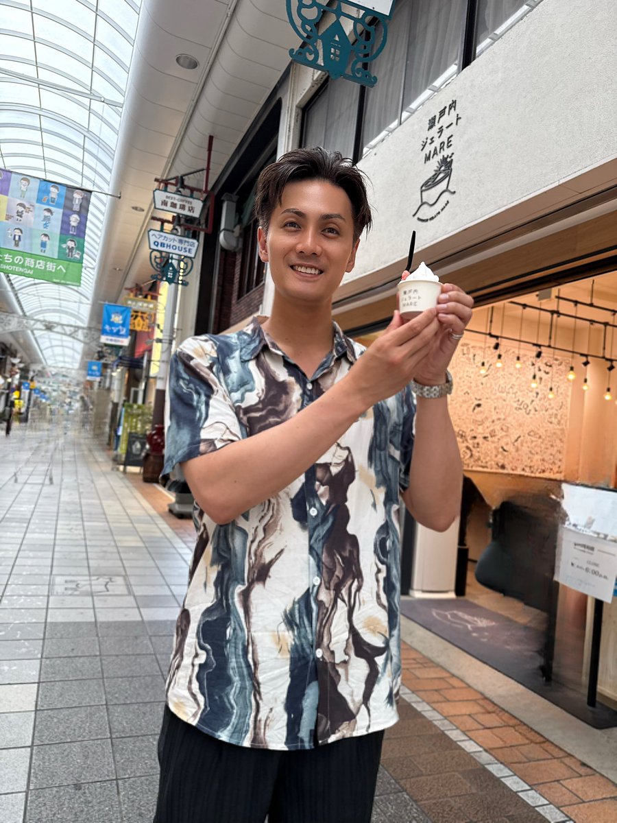 kazuki_kato1007's tweet photo. #TFC2026 香川県は高松公演！お久しぶりです！街では朝からトライアスロン🏊🚲🏃そしてわたしは朝からうどん！LIVEハウス DiMEさんの近くの瀬戸���ジェラートMAREで瀬戸内レモンジェラートゲット🍨サッパリしてうまーい！さぁ、今日も楽しもう！！ https://t.co/7IdPY1vfwC