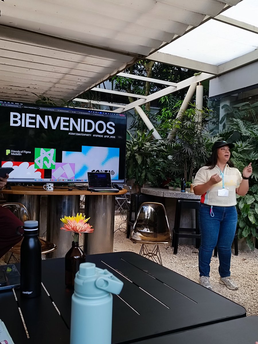 ThePhoenix__88's tweet photo. Asistir al Config 2026 Watch Party Medellín fue una gran oportunidad para conocer de cerca las novedades de Figma, descubrir nuevas formas de potenciar nuestros procesos de diseño y escuchar ideas que, sin duda, marcarán el futuro de la experiencia digital.✨ 🚀💚💜

#Config2026 https://t.co/PV7dek1jSt