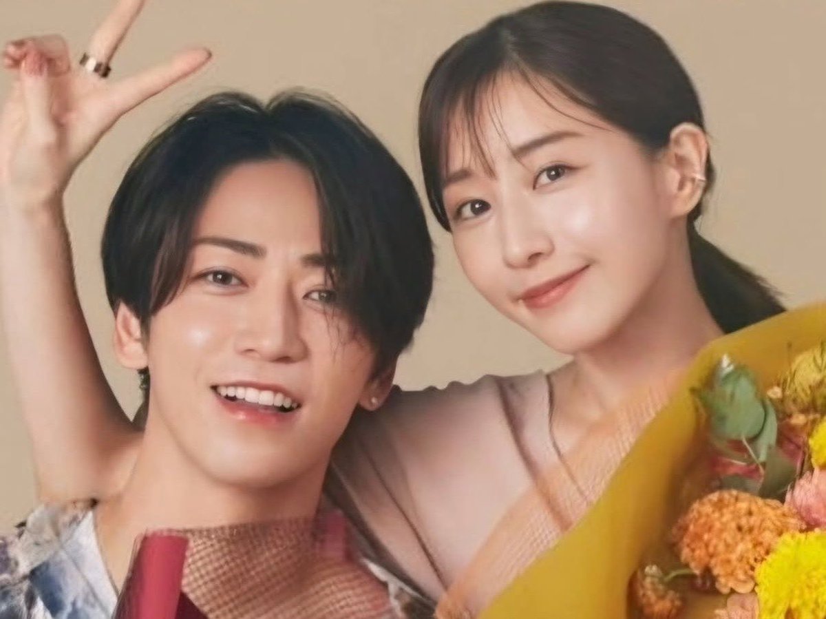 loop_clips's tweet photo. 田中みな実と結婚した亀梨和也、律儀すぎる。

結婚発表の前日、
上田晋也さんの楽屋を訪れ、

「明日結婚します」
「今まで育ててくれてありがとうございます」

と自ら報告していたことが明らかに。

こういう誠実さ、素敵だな。 https://t.co/oSjzSacdn2