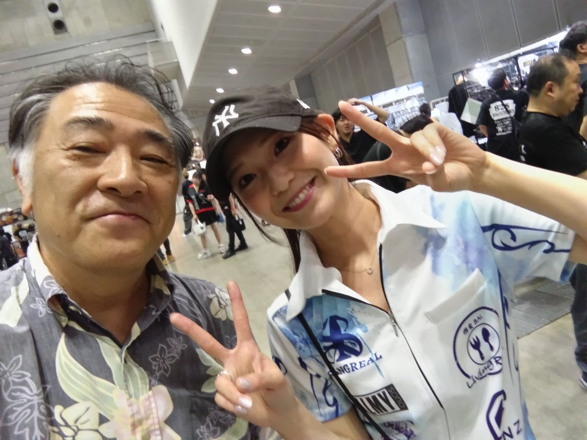 ma0007jp's tweet photo. パシフィコ横浜でダーツの大会ある時は大抵みなとみらいホールで仕事なんだよね😅昼休みに覗きに行ったらナギちゃん発見！🥰濱しんちゃん達にも会えたし、畦元選手も居たし、まぁ良しとしよう😊✨ https://t.co/XPPxMFEzND