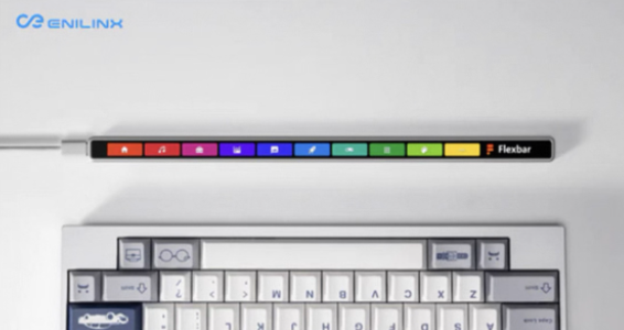 zerbLion's tweet photo. Touch Bar 这种东西是不是典型伪需求？

真正高效的操作靠肌肉记忆，
不是低头去点一条小屏幕。

这种外接触控条，有人真用出效率了吗？
还是说它本质就是个桌搭玩具？ https://t.co/aJZ5VyQ41C