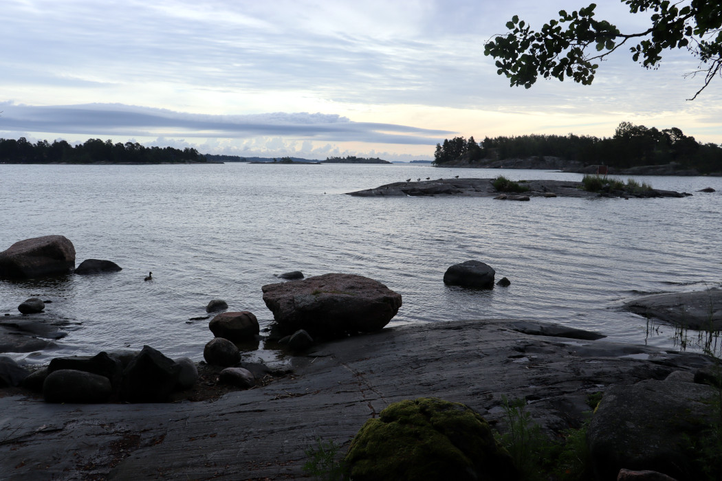 lappami's tweet photo. Nyt mun suosikki #meriHelsinki-kohde on Kallahdenniemi ja eritoten niemen kärki Kuningatar. https://t.co/wgMQGpp5wU