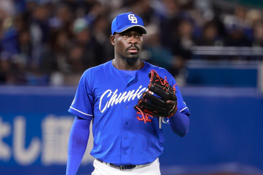 MOP_KNOWS's tweet photo. I’ve been hearing for a while that the Eagles have been looking for bullpen help.

That could be a landing spot for Yunior Marte🇩🇴, who is reported to make a return in NPB. https://t.co/GD0r9EGAqT