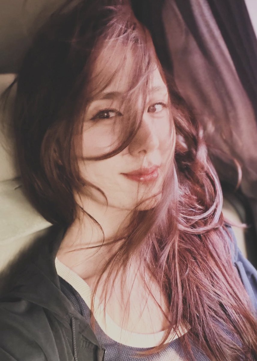 duck2eu's tweet photo. 언뉘,,,,,,,,, https://t.co/YQ9VQOhFtR