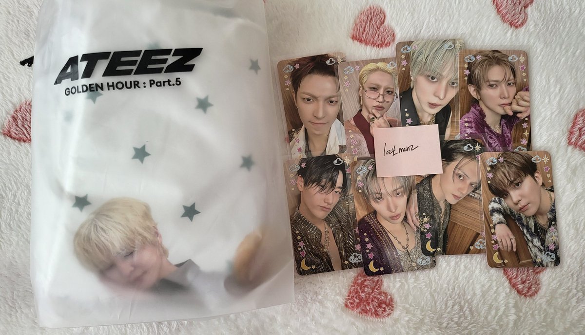 1024_man2's tweet photo. ATEEZ GH5 BAD kit broadcast pillow cover
WTS SELL photocard pc set ot8
에이티즈 공방포카 키트 세트 양도

💚 BAD kit(ot8 + pillow cover) : 35.0
* 마지막 1세트

* on hand, 배송비 별도
* 한국계좌 / 한국배송 / Paypal ok
DM or https://t.co/OLIHrtaTu7 https://t.co/9YHIQBriY3