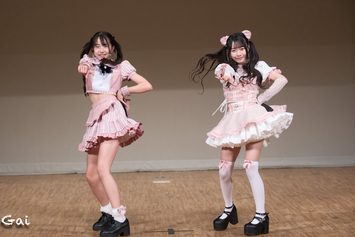 Guy2Jr's tweet photo. Cute♡M��s・藤竹美衣&みう43
『ひとりで生きられそう」ってそれってねえ。褒めているの?』⑥
2026.05.23
https://t.co/ZJ5PnAN97w
#藤竹美衣💜@me310501
#みう🩷@miu_tan10_08
#CuteMs
#東京アイドル劇場 @tokyoidolgekijo
#藤竹美衣_GAI
#みう_GAI
#アイゲキ_GAI https://t.co/ziQeeeoh1t