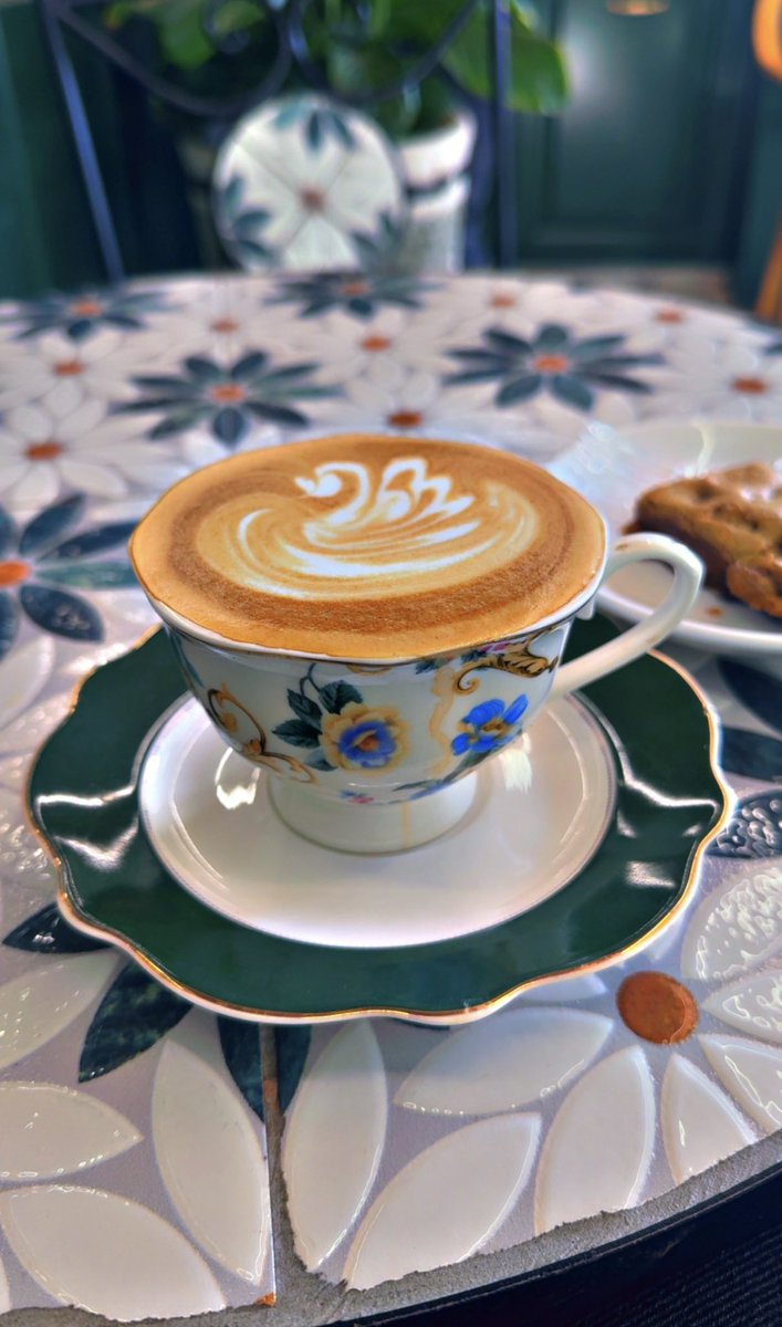 joyy642's tweet photo. صباح الخير ☕️🤍 https://t.co/wF7sUUbSzH