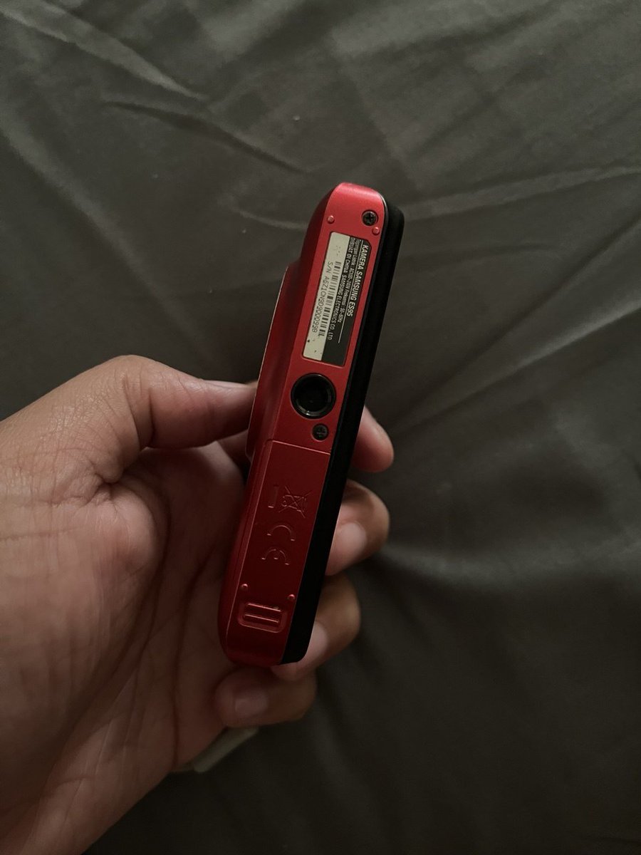 dig_a_cam's tweet photo. Samsung ES95 normal
All fungsional
Mulus 95%
Tutup usb masih ada
No minus
Siap pakai
Lokasi BANDUNG KOTA/CIMAHI
Utamakan COD &amp; DIRECT TRF
850rb https://t.co/J81R4EeDq9