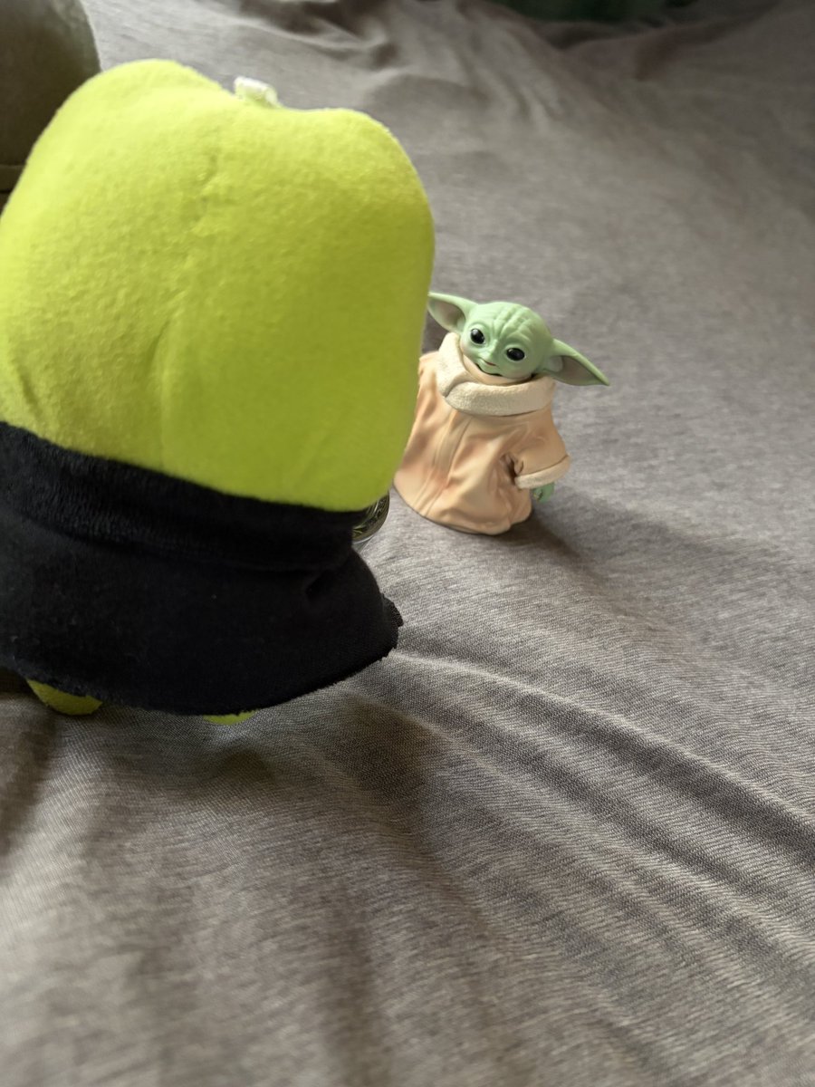 masamasacco's tweet photo. マンダロリアンの教義も習得済みのかえるちゃん。顔が見えてしまってとても焦ってます。
まじめか。
#themandalorianandgrogu
#studioUG https://t.co/D0Z42u2oVD
