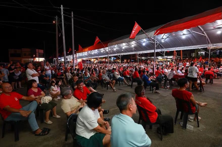 Nazril_Iznil's tweet photo. Good turn out!

Ceramah Pakatan Harapan di Jementah, Johor. https://t.co/WtRv9Nvh72