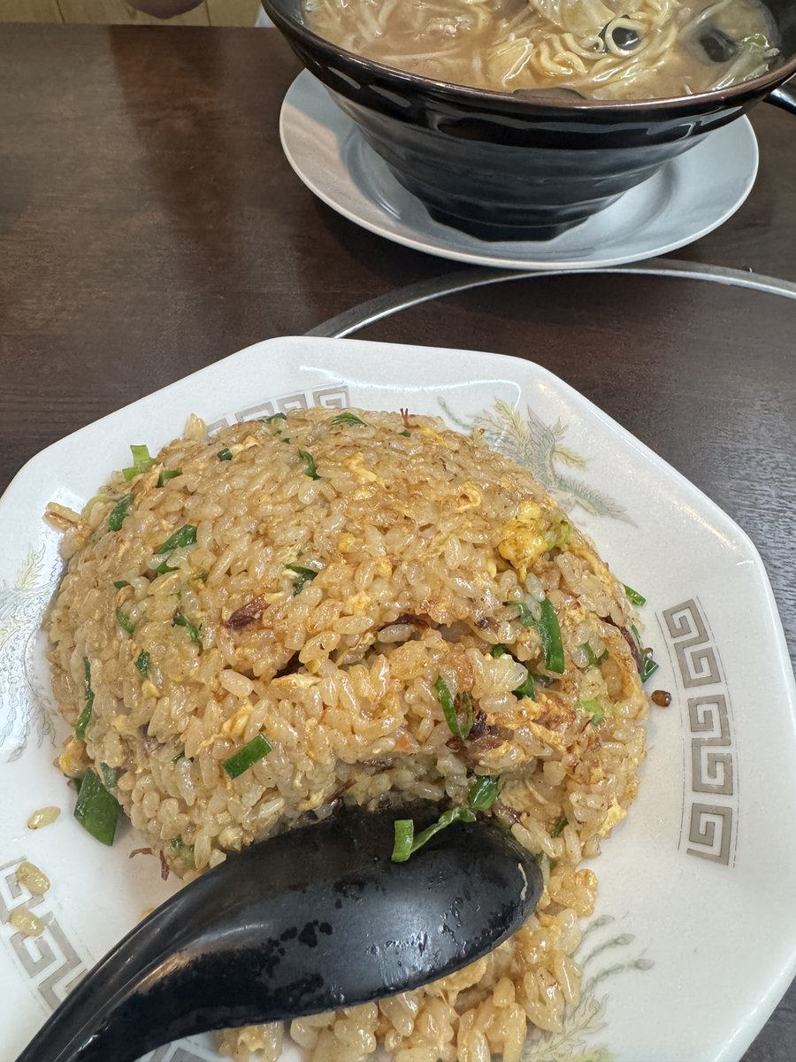 AShiochan's tweet photo. 和歌山県有田市の帝成楼さんで、お昼。
糸我ジャン麺セットと、チャンポン。
頂きます😋 https://t.co/kOOFewZC3j