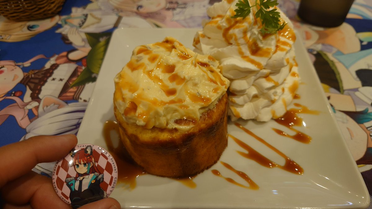 Inumarukobun's tweet photo. スターライバーコラボカフェに行って参りました！
じゃじゃみ親分のコラボメニューのスイカジュースとオムライス、通常メニューのパンケーキたべてきました(๑>؂<๑)

#じゃじゃがナンバーワン
 #犬丸じゃじゃみ https://t.co/2esmOPLCYH