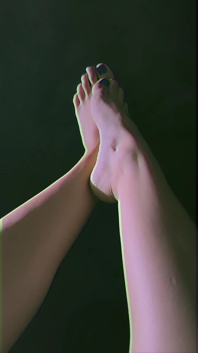 Lichafeet's tweet photo. @MultiverseSoles Hi 😊 https://t.co/Z9ApcmIgvv