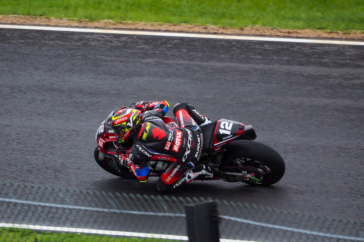 maadeft_riders's tweet photo. #12 Yoshimura SERT Motul
がんばれー🏍️💪
今のライダーは　ブルー🟦
Gregg Black選手

#鈴鹿8耐
#Suzuka8Hours
#EWC
@Yoshimura_SERT 
@Yoshimura_JPN https://t.co/k19mEtNOOZ