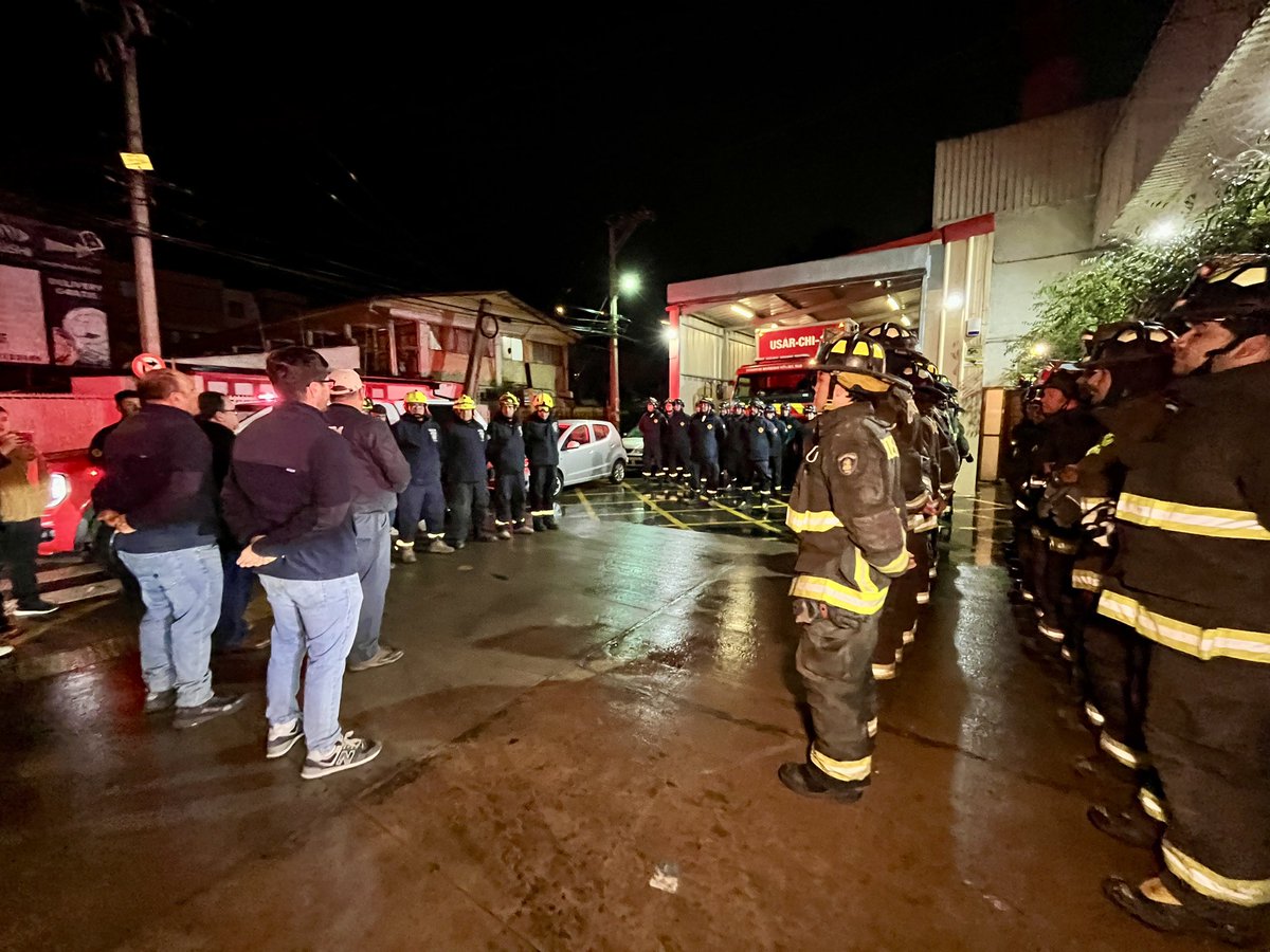 bomberosvina's tweet photo. 🚒 USAR | Rescatistas #USARViñadelMar ya de regreso en su cuartel de Reñaca, tras integrar misión de #USARBomberosdeChile. 

Agradecemos al pueblo venezolano por el cariño, respeto y gratitud expresados a nuestros voluntarios. Ese reconocimiento es el mejor regreso a casa ❤️🤝🇻🇪 https://t.co/O91hajqnrb