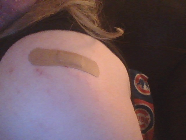 Bassist4lif's tweet photo. I saved my grandma from a fireworks going on her. I used myself as human shield for her. plus I got grazed by a neighbor's fireworks on my sholder. War changes a man. https://t.co/1n5JZVmPAy