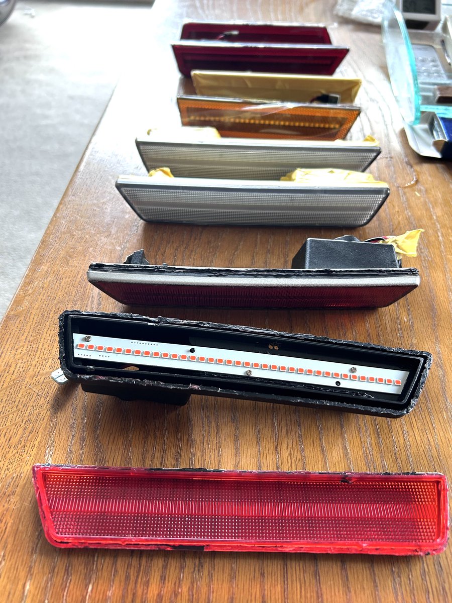 shekena_BB's tweet photo. 今日は塗装はやめとこ
サイドマーカー研究家になろうかね
リアは赤じゃ
アカんのじゃ〜 https://t.co/hLmR8n9sGq