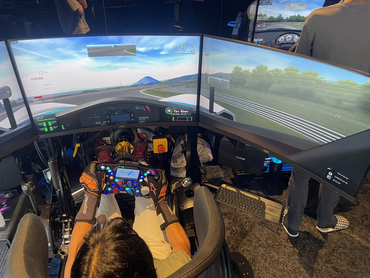 GRST_ZRTokyo's tweet photo. GRACETRACK ZENKAIRACING TOKYO
本日も22:00までオープンです🙌
午前はVITAやドリフトの走行が💨🙏🏻
本日は貸切なく当日予約取りやすいです◎
☎️03-6231-7220までご連絡下さい!
#浅草 #レーシングシミュレーター
#GRACETRACK #ZENKAIRACING https://t.co/jp7d33ReNX