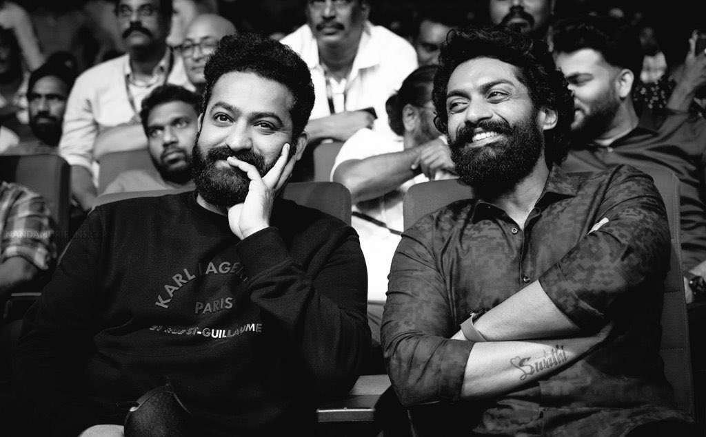 NTRFanTrends's tweet photo. Here's Wishing Our @NANDAMURIKALYAN Anna A Very Happy Birthday, An Actor, Producer &amp; Successful Entrepreneur More Than That A Very Kind-hearted Human ❤️‍🔥

Best Wishes From All #ManOfMassesNTR @tarak9999 Fans ⚡️

#HappyBirthdayNKR https://t.co/AjGLmZaaDa