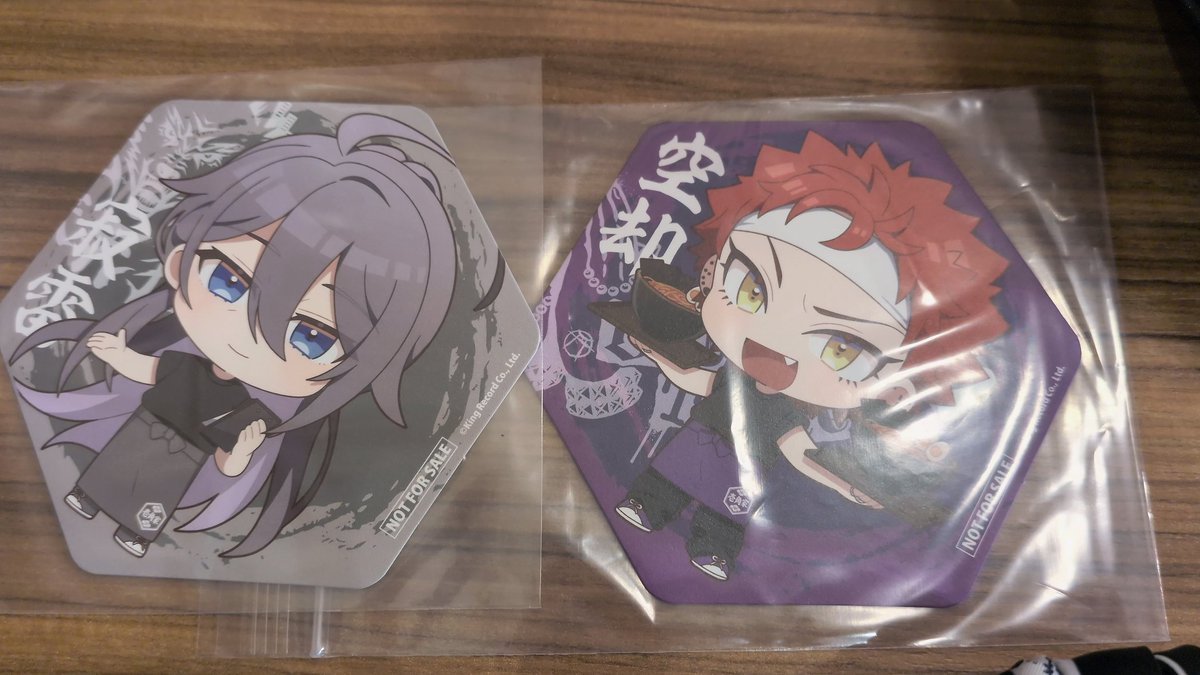 same_sharkdadon's tweet photo. @nama82841 初めまして。検索より失礼いたします。
当方、寂雷を所持しており、帝統と交換していただくことは可能でしょうか？
明日、池袋サンシャインシティでのお手渡しか、お時間が合わなければ郵送でのお取引をお願いしたく存じます。ご検討の程よろしくお願いいたします。
07051748(出先のためIDなしです) https://t.co/Fl19C74qlV