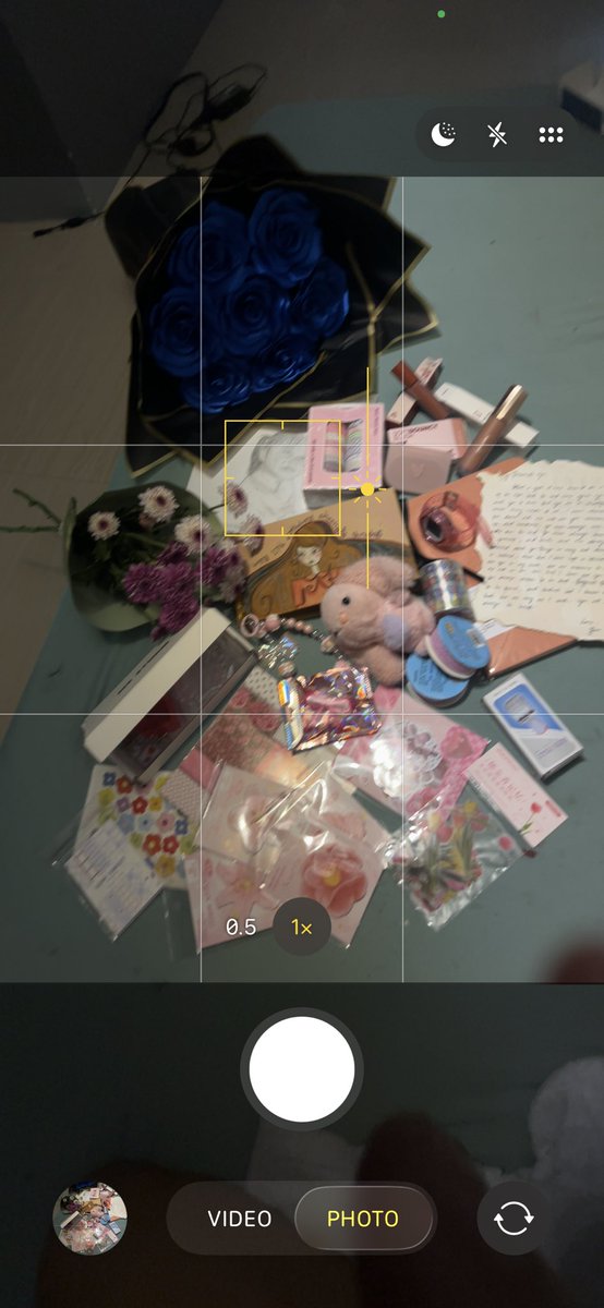 rottenwhims's tweet photo. #hbd to me and i js LOVE my friends sm 🥹 i didnt even have handa bc i dont like celebrating my bday and somehow they brought me THREE CAKES AND 28738292 diff gifts 🥹❓❓❓❓ https://t.co/jVpeuoNDyG