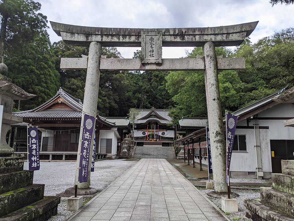 TodaProduction's tweet photo. 今日も午前中はずーっと雨。またまた１５時から西寒多神社周遊コース。 https://t.co/DJyREtO388