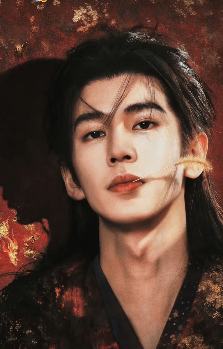 CdramaBloom's tweet photo. 🍉Costume romance drama #Revenge 

Based on novel of same name by Wu Yuan

Male lead :#ZhangLinghe✅

Female lead: #LuYuxiao (Remains unchanged)

Dir: Yi Jun (Overdo)

Prince ML is wiped out by his own brother, later disguised himself to survive, lover FL seek vengeance. https://t.co/fhiGQjAOZj