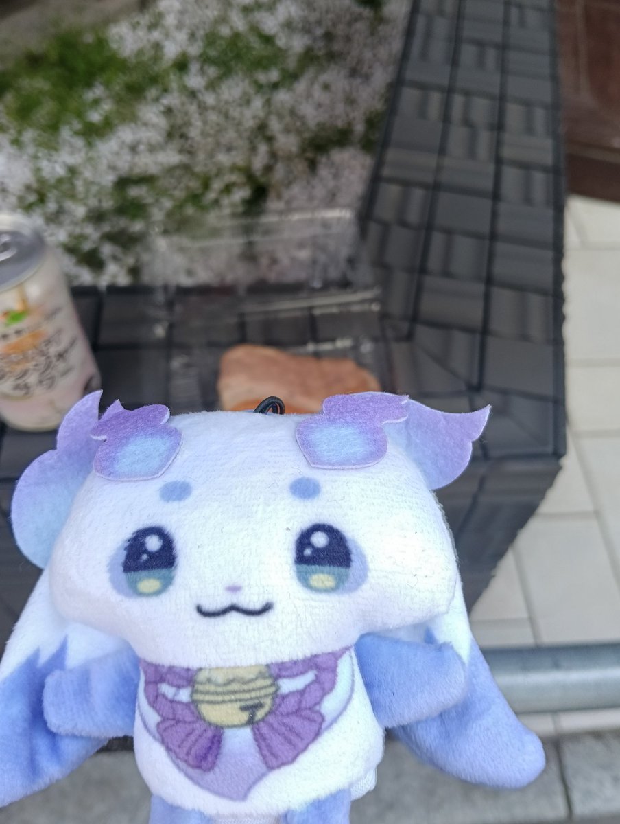 chukun0925's tweet photo. おまつり たべあるき ネズミ(と ちょまちゃん) https://t.co/QFgq9AnxKl