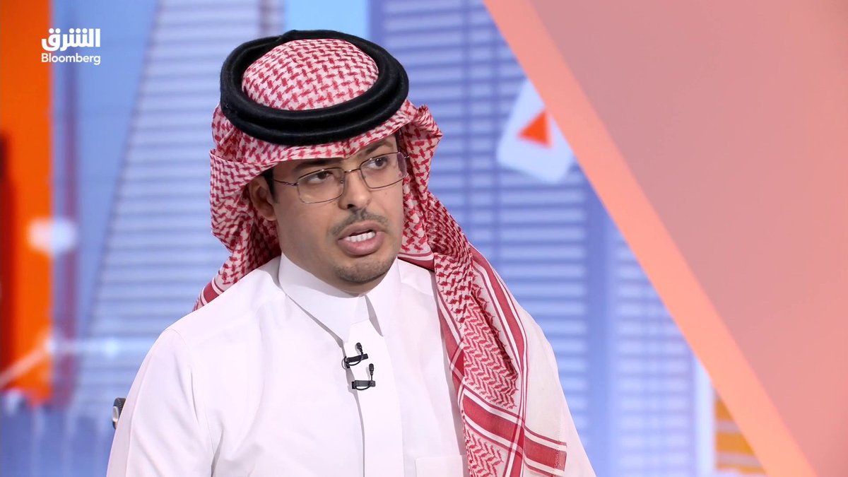 "المراعي" السعودية تتجاوز ضغوط الشحن والطاقة، مع نمو الإيرادات، والرهان يبقى على تحسن الهوامش في النصف الثاني بعد عودة الحركة لطبيعتها في مضيق هرمز. بحسب خبير الأسواق المالية، محمد الميموني. MOHAMMAD_FX. emad_almuqbil. تابعوا الشرق بلومبرغ للمزيد 
