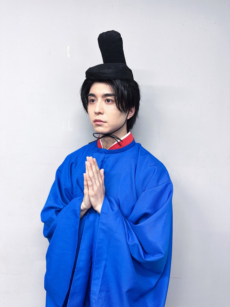 kamengumi_daiki's tweet photo. ファンミーティング
ありがとうございました🎋

みんなの願いを叶えるべく
今年も現れました‼︎

そして少し早めにお祝いしてもらえて
HAPPY DAYになりました🎂

みんなが笑ってくれるだけで
それだけでいいんです🪻

#華MEN組 https://t.co/OfAxv70YiC