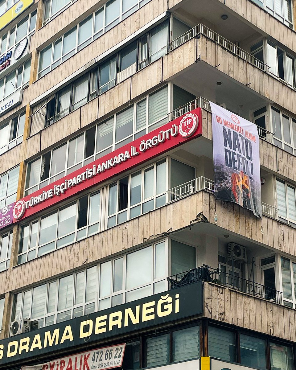 tip_ankara's tweet photo. NATO defol, bu memleket bizim! https://t.co/Jzkhwm8FmW