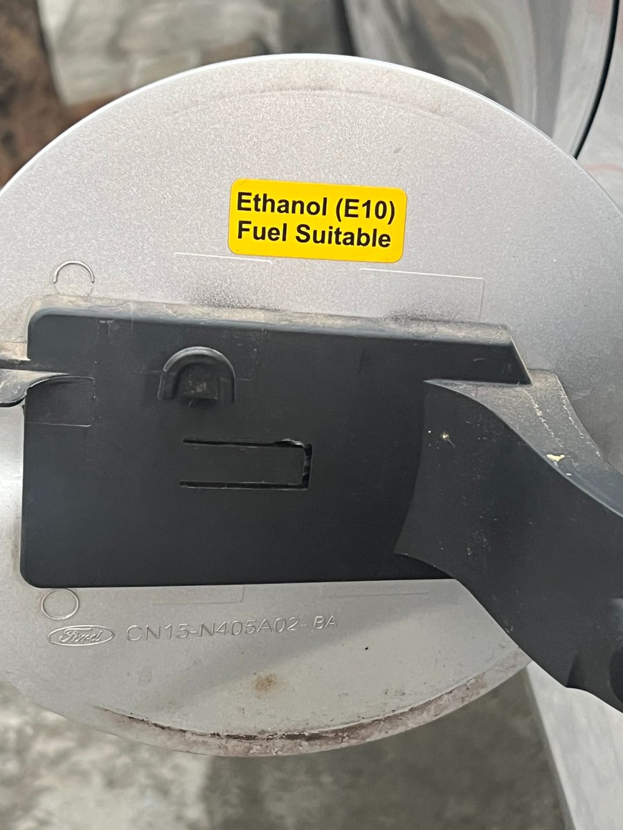 sunilkrishna4's tweet photo. @rishibagree @INCKerala What about E10 vehicles?
Appreciate KERALA CONGRESS, not  LIKE other states. https://t.co/Ilpeeahe3y