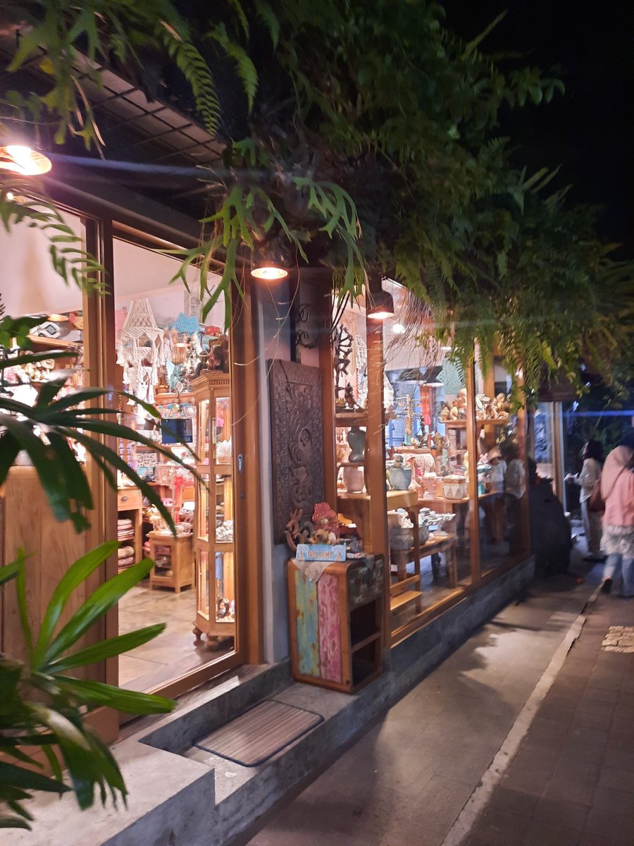 arcanades's tweet photo. Cinta bgt sm Ubud. https://t.co/rsDyL1akk8