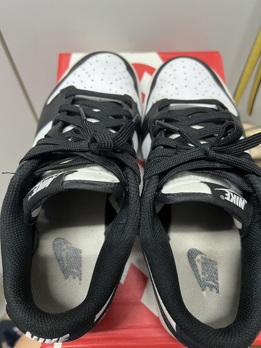 wnnmhy's tweet photo. 📍ส่งต่อ nike dunk low panda (พรีจากเกาหลี)
- size 4.5uk/38 EU/24cm
-พื้นรองเท้าเต็ม
- ราคา 1450 บาทรวมส่ง
-มีกล่องรองเท้าให้
💌สนใจ DM
#ส่งต่อnike #ส่งต่อรองเท้า #nike #ส่งต่อรองเท้าnike #nikeThailand #รองเท้ามือสอง #รองเท้ามือ2 #nikedunklow #รองเท้า #พร้อมส่ง https://t.co/hp9FPojCgJ