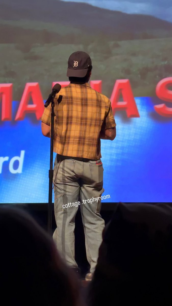 hudsonwupdates's tweet photo. More photos of Hudson Williams and his back at the 2026 Run N Gun Film Festival 

(via cottage.trophyroom) https://t.co/MkLoZuBdLo