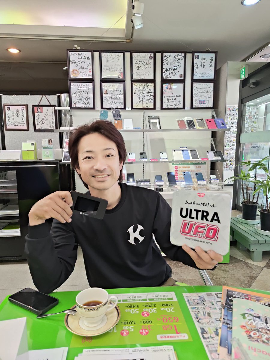 X38012993's tweet photo. 【K'sギャラリーさん=山田圭二社長】ロードバイク部の監督を務める有名チャリ屋さん。自分の店で購入していない自転車も快く整備・メンテしてくれる。ホリエのWi-Fiをご契約
https://t.co/f0I8uGnvoK
#エックスモバイル五泉店
#エックスモバイル
#Xmobile
#五泉
#五泉市
@Takapon_jp https://t.co/D4ykVGaHt1