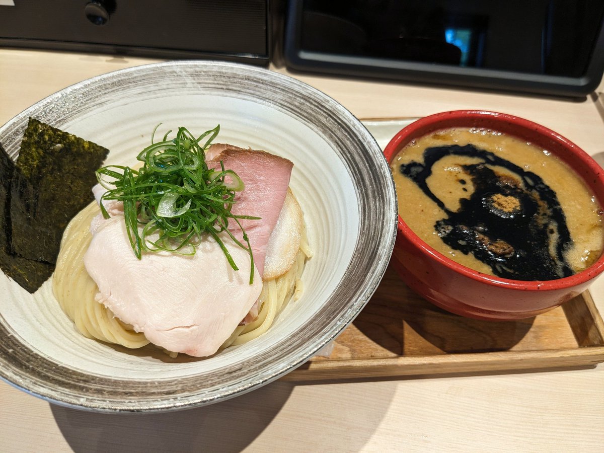 cant505's tweet photo. 麺道 金獅子＠上田市で特濃魚介つけそば。 https://t.co/h2myg40tEt