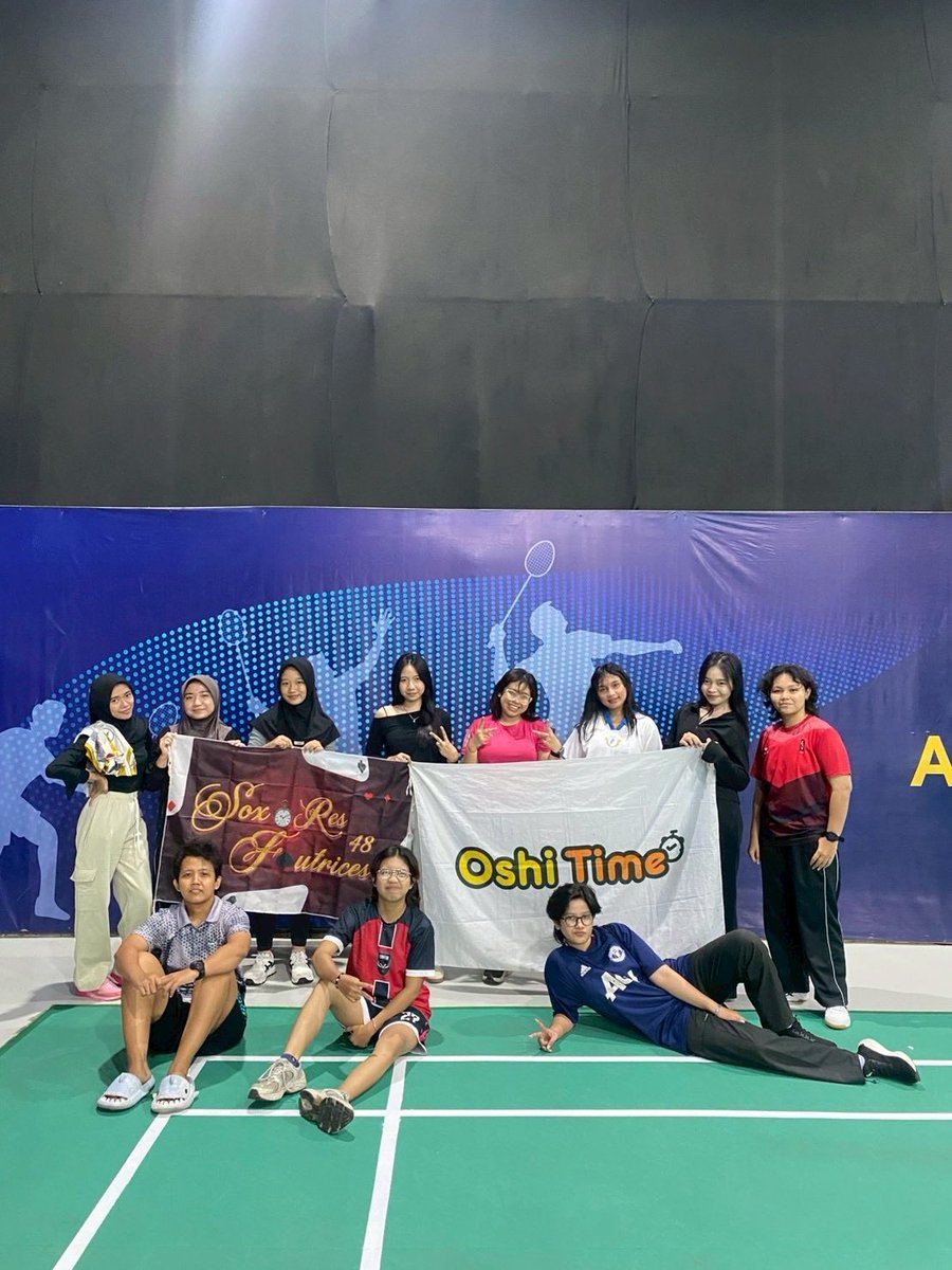 sorores48's tweet photo. #SoroMaBa officially done!🏸🤎

Terima kasih buat semua girls yang udah ikut meramaikan badminton kemarin, seneng bisa ketemu dan main bareng kalian🫶🏻

Makasih juga @oshitimeofc udah partnership bareng. semoga ini jadi awal dari banyak project seru lainnya, see you next event👋🏻❤️‍🔥 https://t.co/PJ8D8wlXB2