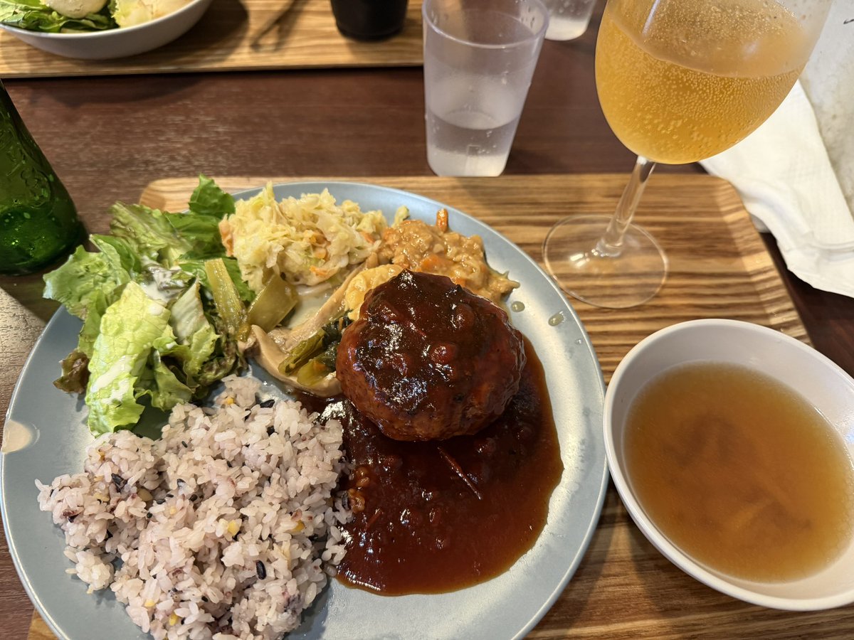yuuki_fire's tweet photo. 都営地下鉄使って色んな場所で謎解きゲーム
浜町のオシャレカフェ「REALTA」さんのランチハンバーグとプリンがうますぎるてぃ☺️ https://t.co/XBUkKlXYKk