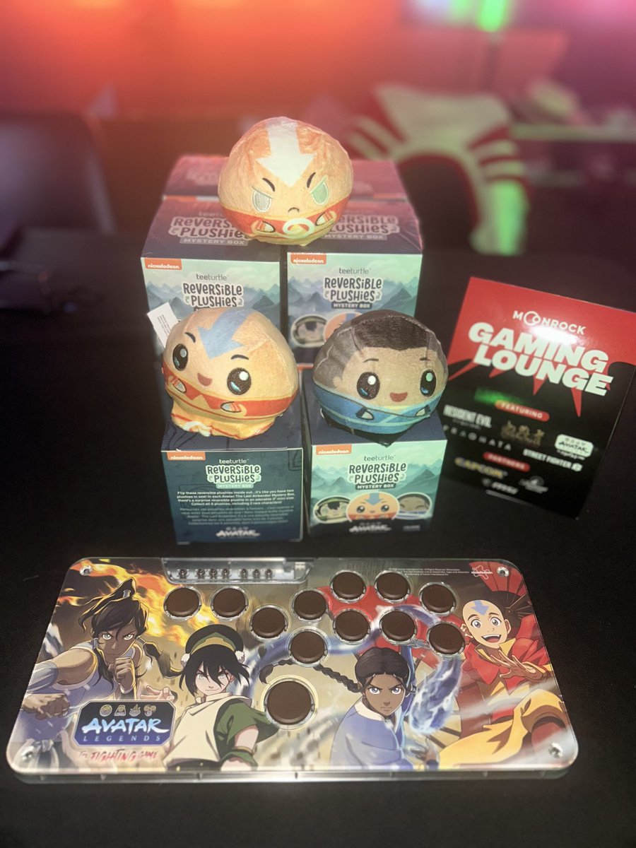 avatar_fighters's tweet photo. Our final @AnimeExpo tournament is on Sunday!

Participate and get a plushie AND a keychain of your choice!

Also remember, the winner will win our final @junkfoodarcades Custom Snackbox XL! https://t.co/SqF81GZEbK
