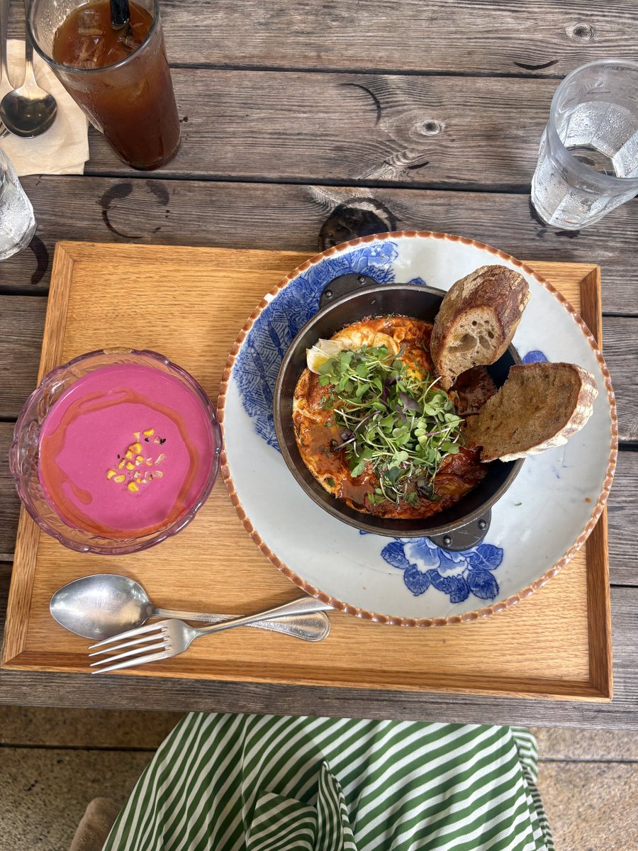 ekonoguchi's tweet photo. ラジオの後は、六本木のパン屋さんブリコラージュで朝ごはん🍞 https://t.co/CiJ2iFc5Nr