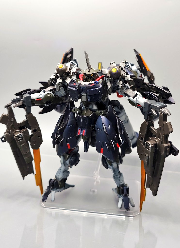 fiat_zu's tweet photo. 『ヴェルデノヴァ・アヴェンジャー』
Cエリアにてイミテーションシリーズを掃討する為にカスタマイズされたヴェルデノヴァ
胸部以外を最新機のノヴァルヴに換装している
両肩の特殊な磁場を発生させることにより射撃兵装からのダメージを大幅に軽減させている
#30MMCM2026
#30MMBF https://t.co/GSNlCJQQUf