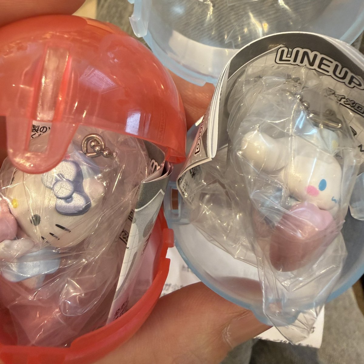 i_su30's tweet photo. 【交換】サンリオキャラクターズ ナーススイングマスコット ガチャ

譲：シナモンロール、キティ

求：マイメロディ

都内手渡しにて交換希望です。
現在秋葉原におります。
検索からもお気軽にお声がけください。
よろしくお願いいたします。 https://t.co/jJ1zeJPgMK