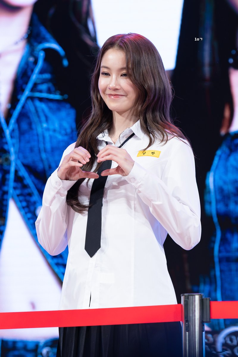 taberulogkub's tweet photo. 260704 🩵

FINALLY NAMTANFILM IN SEOUL 
#GirlRulesFMinSeoul #NamtanTipnaree https://t.co/dXiwLHHy8p